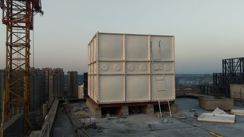 聊城玻璃鋼水箱項目 筑興玻璃鋼生物除臭濾池站的創(chuàng)新應用與發(fā)展前景